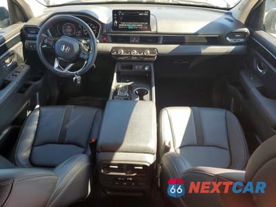Zdjęcie 8 z 13 samochodu: 2025 HONDA PILOT TOURING VIN:5FNYG1H77SB089303 - miniatura