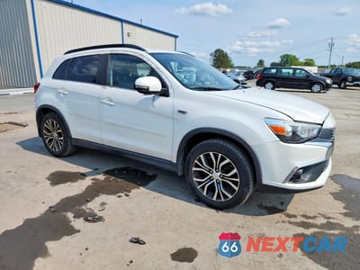 Czwarte zdjęcie samochodu z boku: 2017 MITSUBISHI OUTLANDER SPORT SEL VIN:JA4AR4AW2HZ021261 - miniatura