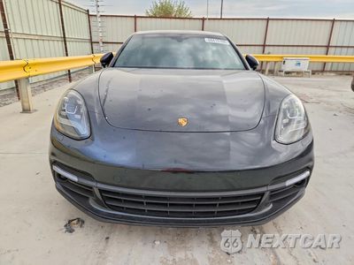 Piąte zdjęcie samochodu w środku: 2018 PORSCHE PANAMERA 4S VIN:WP0AB2A79JL136357 - miniatura