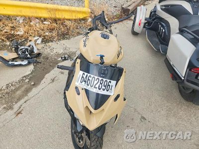 Piąte zdjęcie samochodu w środku: 2024 KAWASAKI ZX636 K VIN:JKBZXJK14RA003995 - miniatura