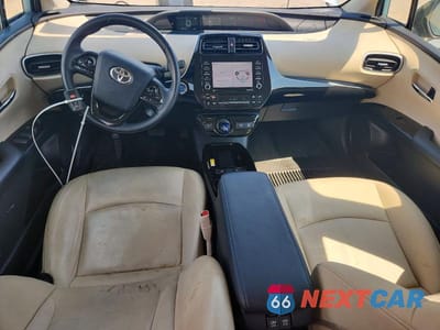 Zdjęcie 8 z 12 samochodu: 2022 TOYOTA PRIUS XLE VIN:JTDKAMFU8N3189722 - miniatura