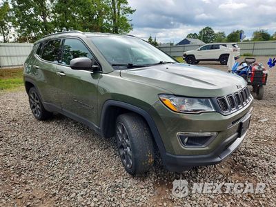 Czwarte zdjęcie samochodu z boku: 2021 JEEP COMPASS 80TH EDITION VIN:3C4NJDEB9MT532537 - miniatura