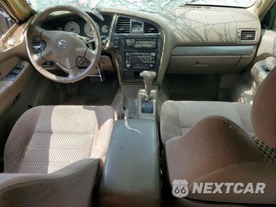 Zdjęcie 8 z 12 samochodu: 2004 NISSAN PATHFINDER SE VIN:JN8DR09X04W801221 - miniatura