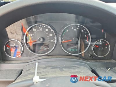 Zdjęcie 9 z 13 samochodu: 2012 JEEP LIBERTY JET VIN:1C4PJMFK3CW100445 - miniatura