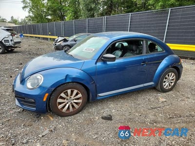 2017 VOLKSWAGEN BEETLE 1.8T 3VWF17AT8HM613398 - główne zdjęcie licytacji z USA - miniatura
