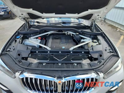 Zdjęcie 12 z 13 samochodu: 2019 BMW X5 XDRIVE40I VIN:5UXCR6C5XKLB12207 - miniatura