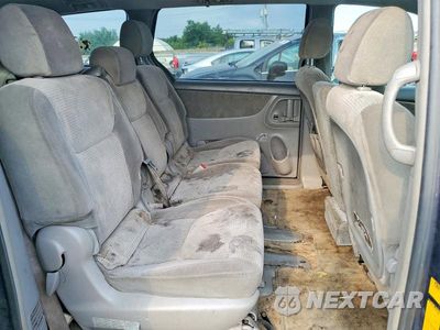 Zdjęcie 11 z 13 samochodu: 2007 TOYOTA SIENNA LE 8-PASSENGER VIN:5TDZK23C97S097709 - miniatura