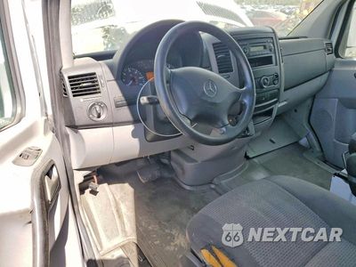 Zdjęcie 8 z 12 samochodu: 2012 MERCEDES-BENZ SPRINTER 2500 VIN:WD3PE8CC4C5618153 - miniatura