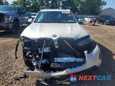 Piąte zdjęcie samochodu w środku: 2022 BMW X3 XDRIVE30I VIN:5UX53DP03N9J12108 - miniatura