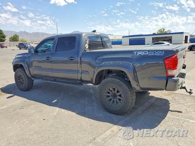 Drugie zdjęcie samochodu z przodu: 2017 TOYOTA TACOMA TRD OFF-ROAD VIN:5TFDZ5BN3HX025698 - miniatura