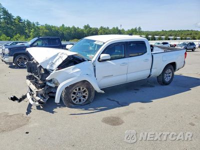 2017 TOYOTA TACOMA SR5 V6 5TFDZ5BN6HX024643 - główne zdjęcie licytacji z USA - miniatura