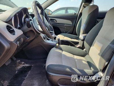Zdjęcie 7 z 12 samochodu: 2012 CHEVROLET CRUZE LS VIN:1G1PC5SH4C7210899 - miniatura