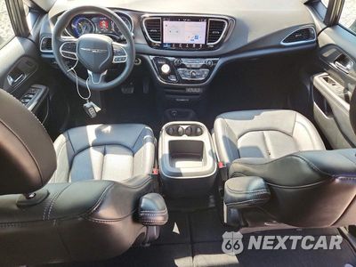 Zdjęcie 8 z 14 samochodu: 2025 CHRYSLER PACIFICA SELECT VIN:2C4RC1BG1SR541498 - miniatura