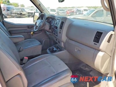 Zdjęcie 8 z 12 samochodu: 2016 NISSAN NV2500 DELIVERY VAN VIN:1N6BF0LY2GN813083 - miniatura