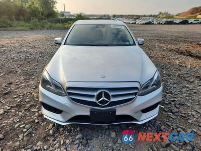 Piąte zdjęcie samochodu w środku: 2014 MERCEDES-BENZ E 350 4MATIC VIN:WDDHF8JBXEA913064 - miniatura