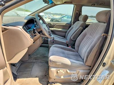 Zdjęcie 7 z 13 samochodu: 2001 TOYOTA SIENNA CE VIN:4T3ZF19C71U376698 - miniatura