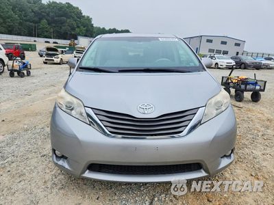 Piąte zdjęcie samochodu w środku: 2013 TOYOTA SIENNA XLE 8-PASSENGER VIN:5TDYK3DC5DS340654 - miniatura
