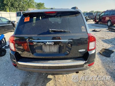Zdjęcie 6 z 14 samochodu: 2016 JEEP COMPASS LATITUDE VIN:1C4NJCEA5GD716076 - miniatura