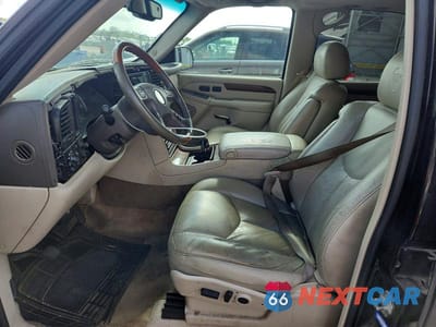 Zdjęcie 7 z 13 samochodu: 2004 CADILLAC ESCALADE LUXURY VIN:1GYEK63N14R293798 - miniatura