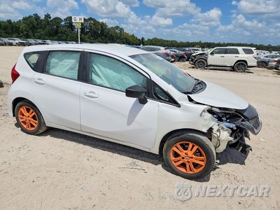 Czwarte zdjęcie samochodu z boku: 2017 NISSAN VERSA NOTE S PLUS VIN:3N1CE2CP7HL361598 - miniatura