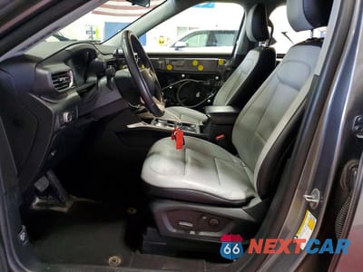 Zdjęcie 7 z 14 samochodu: 2021 FORD EXPLORER XLT VIN:1FMSK8DH1MGC45884 - miniatura