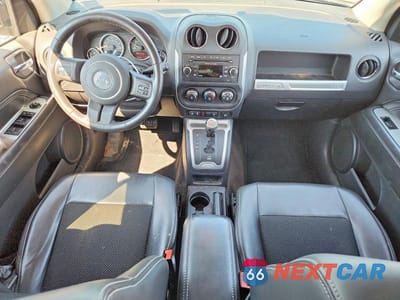 Zdjęcie 8 z 12 samochodu: 2014 JEEP COMPASS LATITUDE VIN:1C4NJDEB8ED707030 - miniatura