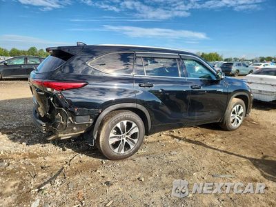 Trzecie zdjęcie samochodu z tyłu: 2021 TOYOTA HIGHLANDER HYBRID XLE VIN:5TDHBRCH6MS521648 - miniatura