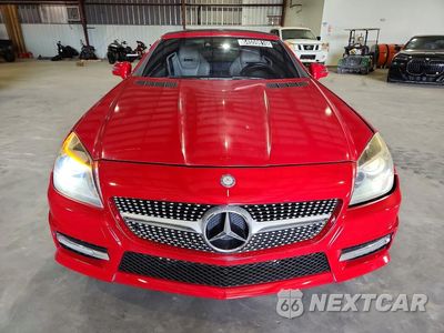 Piąte zdjęcie samochodu w środku: 2016 MERCEDES-BENZ SLK 300 VIN:WDDPK3JAXGF117163 - miniatura