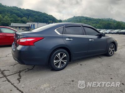 Trzecie zdjęcie samochodu z tyłu: 2016 NISSAN ALTIMA 2.5 SV VIN:1N4AL3AP4GC186505 - miniatura