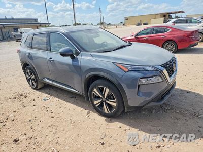 Czwarte zdjęcie samochodu z boku: 2021 NISSAN ROGUE SL VIN:JN8AT3CA1MW028205 - miniatura