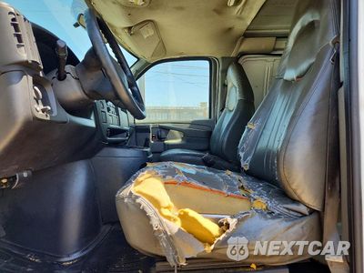 Zdjęcie 7 z 14 samochodu: 2005 CHEVROLET EXPRESS 2500 DELIVERY VAN VIN:1GCGG25V651119814 - miniatura