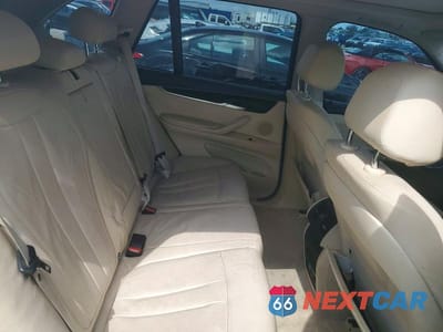 Zdjęcie 11 z 14 samochodu: 2015 BMW X5 XDRIVE35I VIN:5UXKR0C54F0K66540 - miniatura
