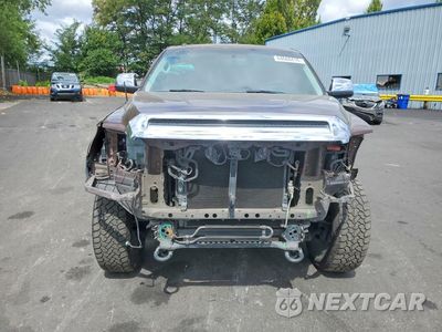 Piąte zdjęcie samochodu w środku: 2014 TOYOTA TUNDRA CREWMAX PLATINUM VIN:5TFAY5F12EX324513 - miniatura