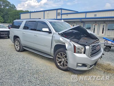 Czwarte zdjęcie samochodu z boku: 2017 GMC YUKON XL C1500 SLT VIN:1GKS1GKC7HR244567 - miniatura