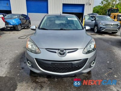 Piąte zdjęcie samochodu w środku: 2011 MAZDA MAZDA2 VIN:JM1DE1HY5B0102237 - miniatura