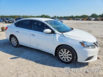 Czwarte zdjęcie samochodu z boku: 2017 NISSAN SENTRA S VIN:3N1AB7AP6HY237518 - miniatura
