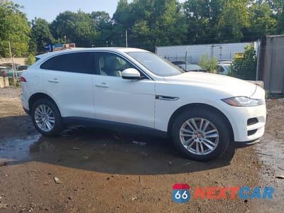 Czwarte zdjęcie samochodu z boku: 2019 JAGUAR F-PACE PRESTIGE VIN:SADCK2GX4KA351923 - miniatura