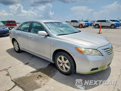 Czwarte zdjęcie samochodu z boku: 2007 TOYOTA CAMRY LE VIN:4T1BE46K27U648674 - miniatura