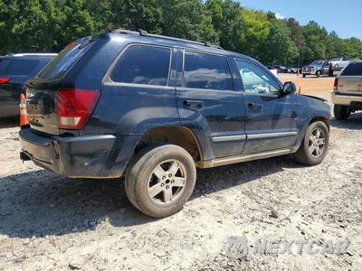 Trzecie zdjęcie samochodu z tyłu: 2007 JEEP GRAND CHEROKEE LAREDO VIN:1J8HS48P47C552608 - miniatura
