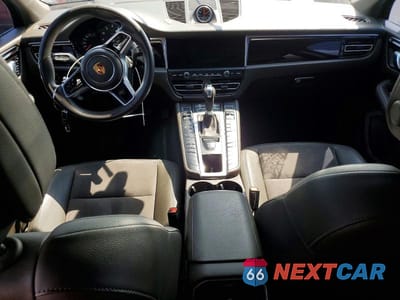 Zdjęcie 8 z 13 samochodu: 2021 PORSCHE MACAN VIN:WP1AA2A51MLB00330 - miniatura