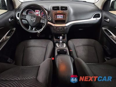 Zdjęcie 8 z 13 samochodu: 2018 DODGE JOURNEY SE VIN:3C4PDCAB4JT310581 - miniatura