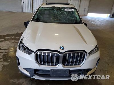 Piąte zdjęcie samochodu w środku: 2025 BMW X1 XDRIVE28I VIN:WBX73EF09S5273473 - miniatura