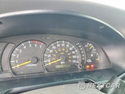 Zdjęcie 9 z 12 samochodu: 2003 TOYOTA TUNDRA SR5 VIN:5TBBT44163S402657 - miniatura