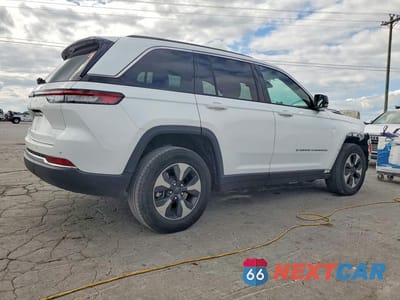 Trzecie zdjęcie samochodu z tyłu: 2024 JEEP GRAND CHEROKEE LIMITED 4XE VIN:1C4RJYB60R8516135 - miniatura