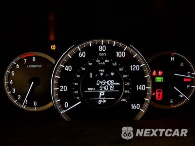 Zdjęcie 9 z 12 samochodu: 2017 HONDA ACCORD LX VIN:1HGCR2F37HA182853 - miniatura