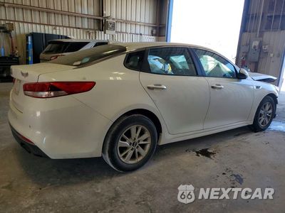Trzecie zdjęcie samochodu z tyłu: 2018 KIA OPTIMA LX VIN:5XXGT4L30JG228714 - miniatura