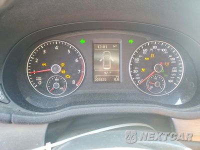 Zdjęcie 17 z 26 samochodu: 2015 VOLKSWAGEN PASSAT SE VIN:1VWBT7A34FC109339 - miniatura