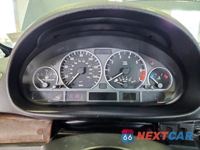 Zdjęcie 9 z 13 samochodu: 2002 BMW 325 I VIN:WBAET37492NJ21457 - miniatura