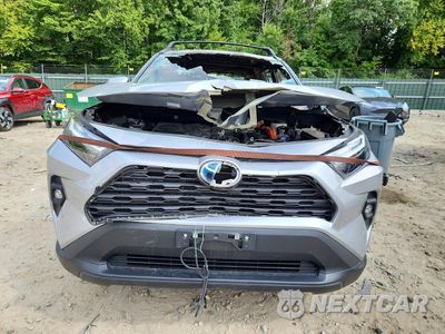 Piąte zdjęcie samochodu w środku: 2024 TOYOTA RAV4 XLE PREMIUM VIN:2T3B6RFV9RW079899 - miniatura