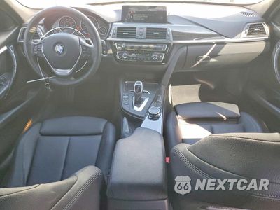 Zdjęcie 8 z 12 samochodu: 2016 BMW 328 I SULEV VIN:WBA8E9G52GNU29810 - miniatura